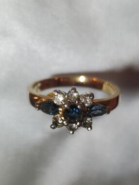 Vintage 14k Electroplated Blue and White Siphire Ring.
